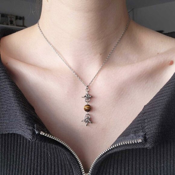 Gothic tiger eye chain maile necklace with a small silver chain - Picture 9 of 10